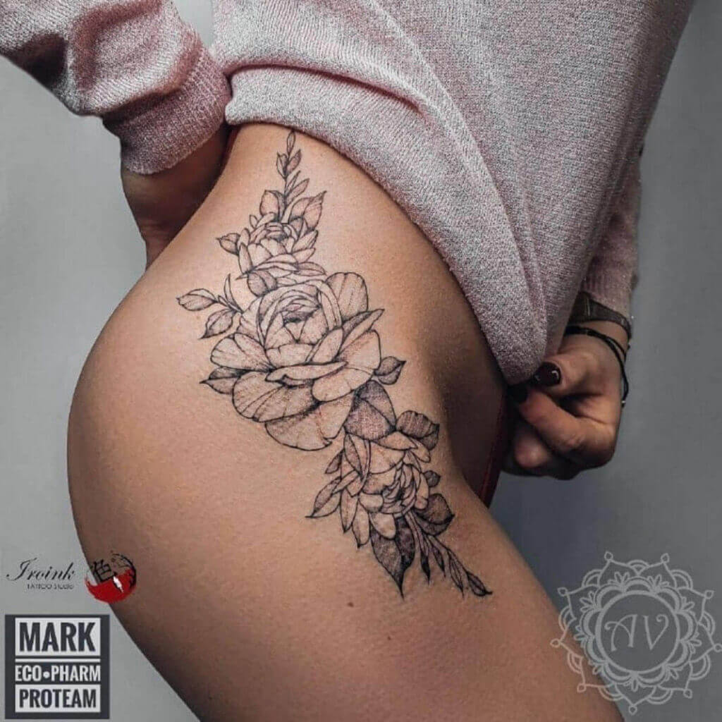 Tatuaż Damski Kwiaty